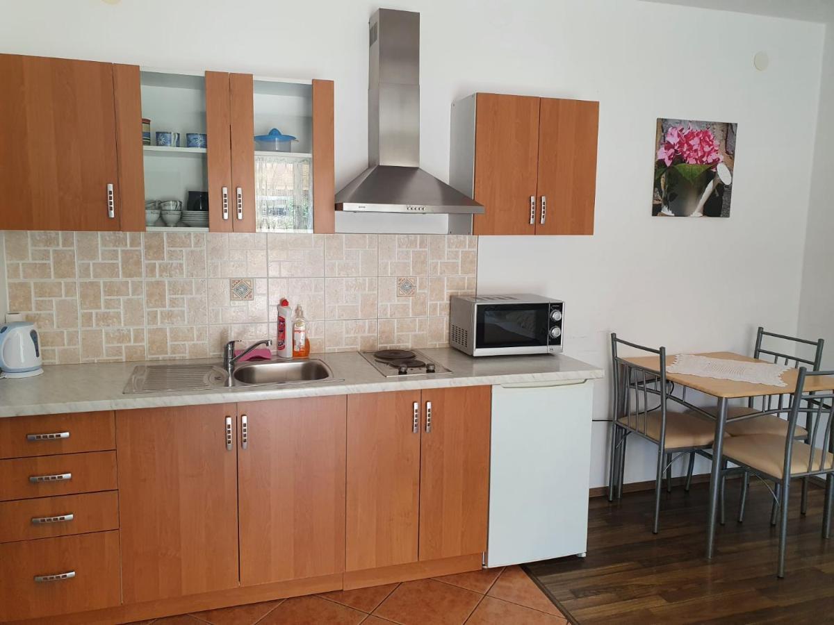 Apartments Topalovic Kostrena Exterior photo